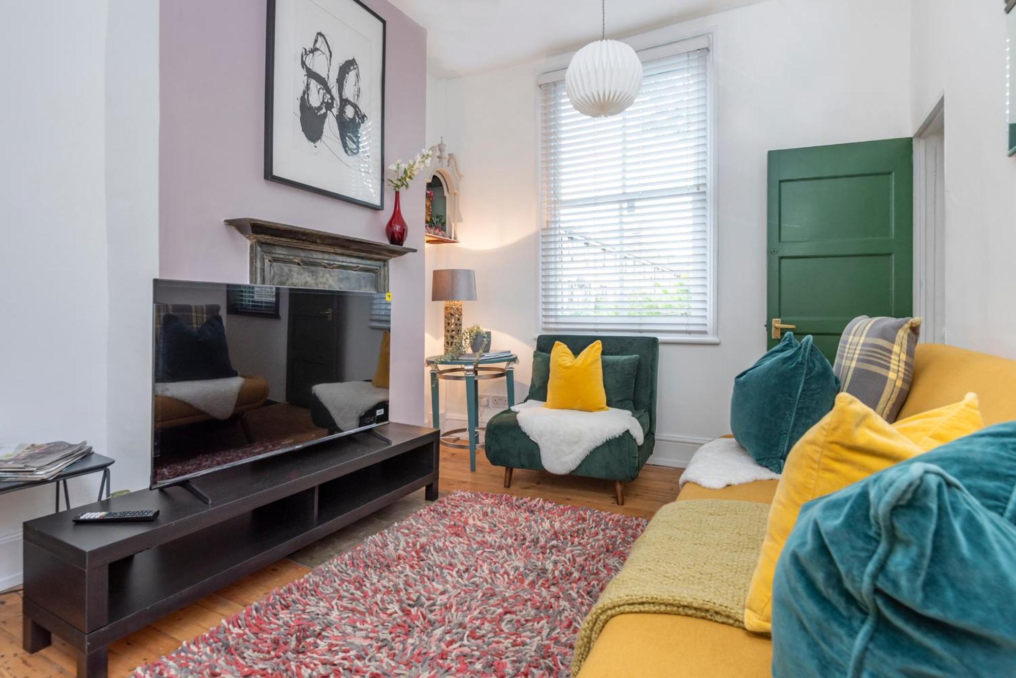 Апартаменты Chic 1-Bed Garden Flat, London, Convenient For Tower Bridge, Great Public Transport Экстерьер фото